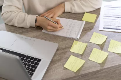 schrijven op papier briefing